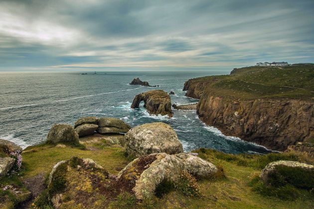 lands-end-1704177_1920-e1817f69 About-us